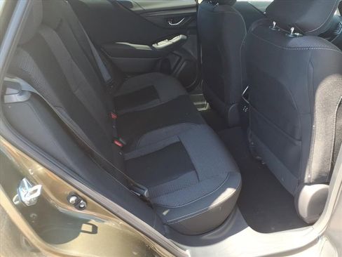 Used 2025 Subaru Outback Premium w/ Popular Package #1A image 16