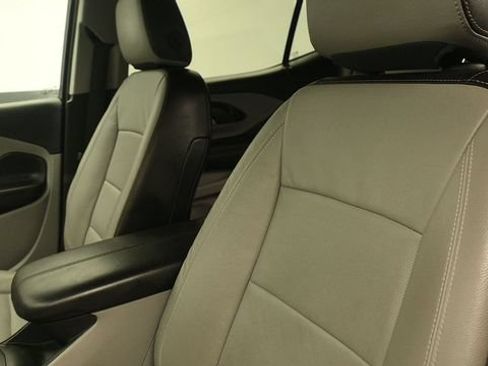 Used 2019 GMC Terrain SLT w/ Preferred Package AWD/4WD image 21