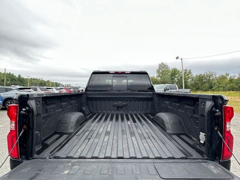 Used 2024 Chevrolet Silverado 2500 LTZ w/ LTZ Plus Package AWD/4WD image 9