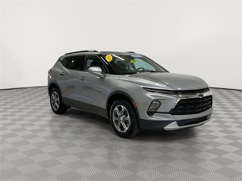 Certified 2023 Chevrolet Blazer LT w/ Convenience Package image 13