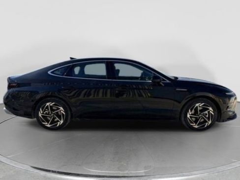 New 2026 Hyundai Sonata SEL AWD/4WD image 8