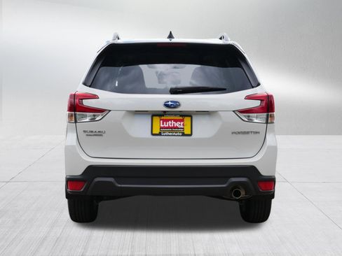 Used 2024 Subaru Forester Limited AWD/4WD image 6