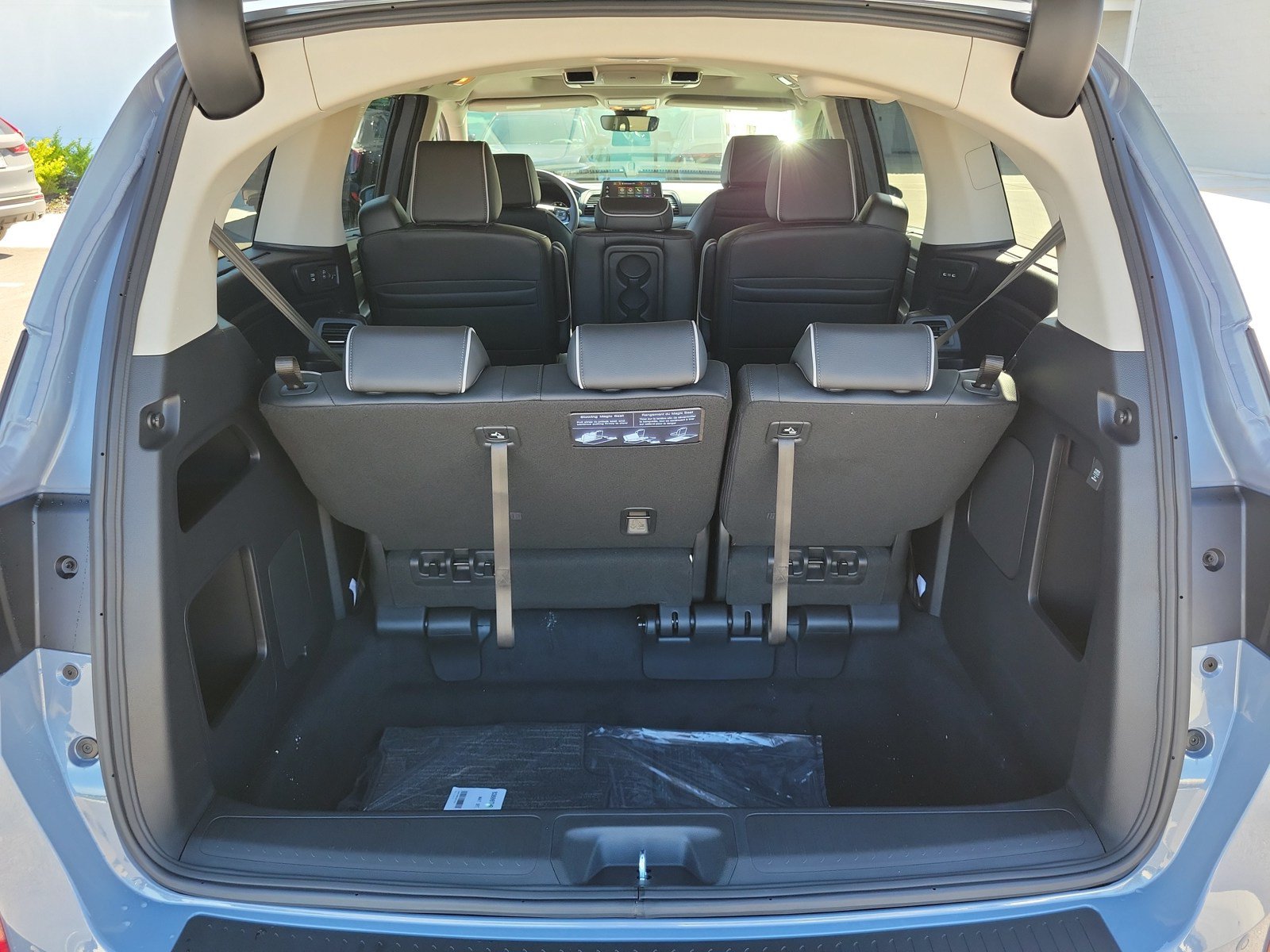 New 2027 Honda Odyssey Elite image 31