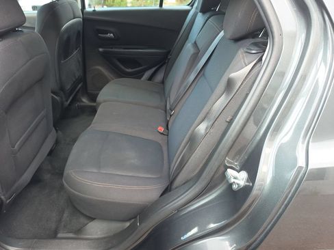 Used 2019 Chevrolet Trax LS FWD image 23