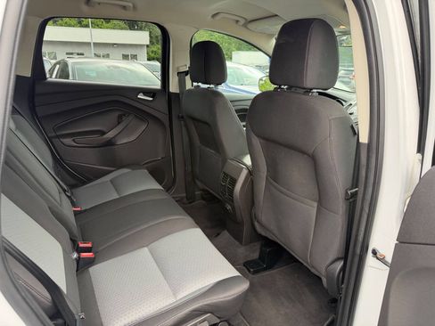 Used 2017 Ford Escape SE AWD/4WD image 13
