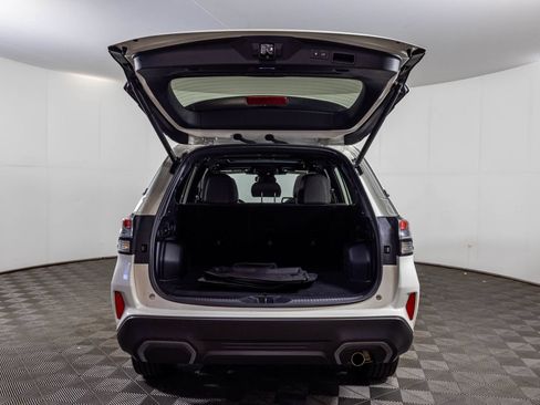 Used 2025 Subaru Forester Limited AWD/4WD image 41