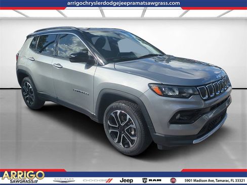 Certified 2022 Jeep Compass Limited image 1