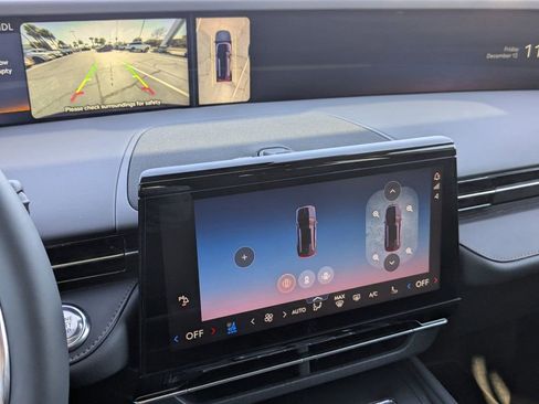 New 2026 Lincoln Nautilus Reserve AWD/4WD image 23