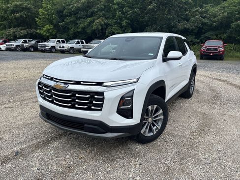 New 2026 Chevrolet Equinox LT FWD image 10
