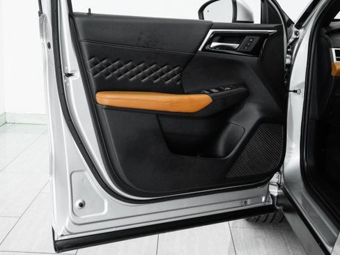 Used 2022 Mitsubishi Outlander SEL image 45