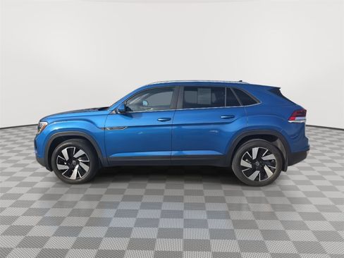 Used 2024 Volkswagen Atlas Cross Sport SE AWD/4WD image 4