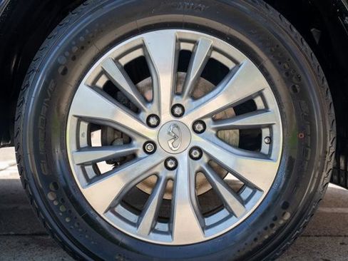 Used 2015 INFINITI QX80 4WD w/ Theater Package image 59