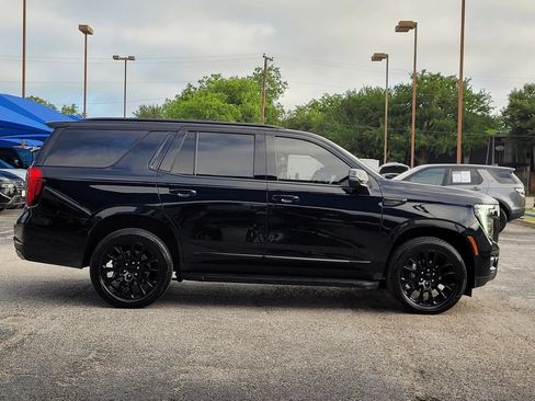 Used 2025 GMC Yukon Denali AWD/4WD image 7