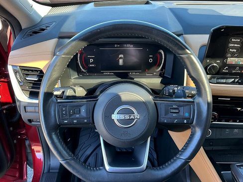 Certified 2023 Nissan Rogue Platinum w/ Platinum Premium Package image 17