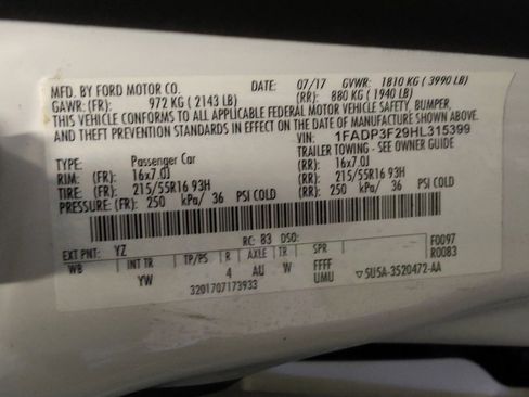 Used 2017 Ford Focus SE FWD image 33