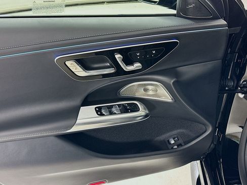 New 2026 Mercedes-Benz E 53 AMG e 4MATIC Sedan image 19