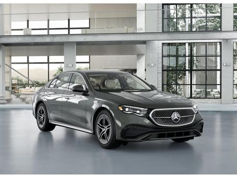 New 2026 Mercedes-Benz E 350 4MATIC Sedan image 10