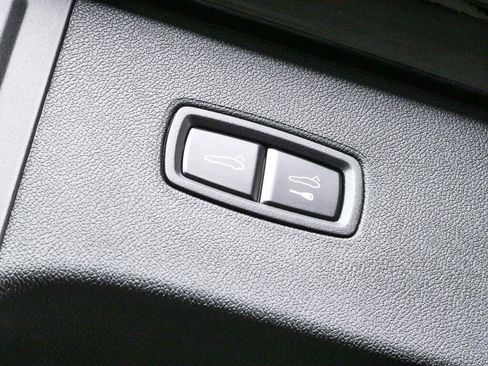 New 2026 Porsche Cayenne AWD/4WD image 33