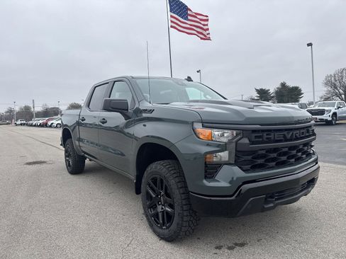 New 2026 Chevrolet Silverado 1500 Custom Trail Boss w/ Dark Appearance Package image 7