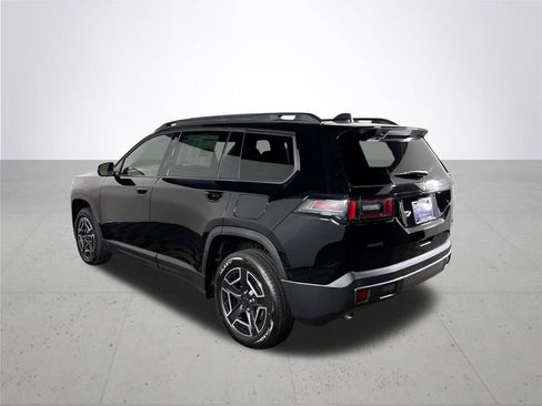 New 2026 Jeep Cherokee Limited image 8