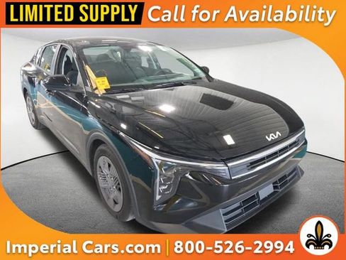 Used 2025 Kia K4 FWD image 1