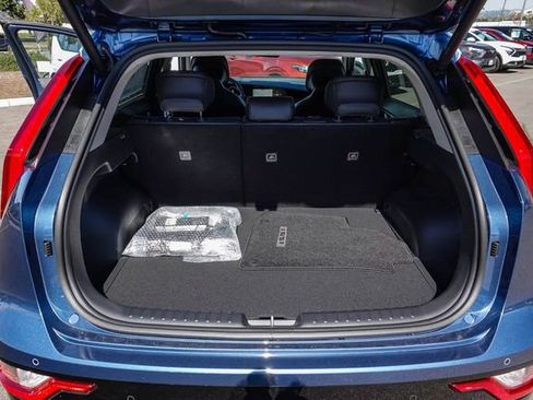 New 2026 Kia Niro Wind FWD image 12