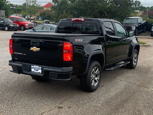 Used 2017 Chevrolet Colorado Z71 AWD/4WD image 5
