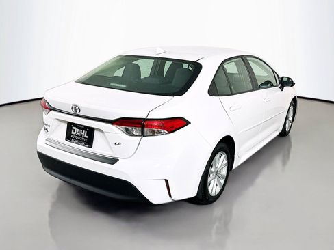 Used 2024 Toyota Corolla LE w/ LE Convenience Package FWD image 13