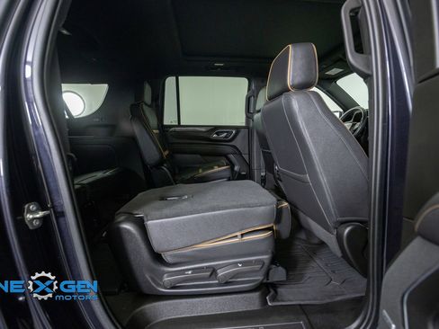 Used 2023 GMC Yukon XL AT4 w/ AT4 Premium Package AWD/4WD image 38