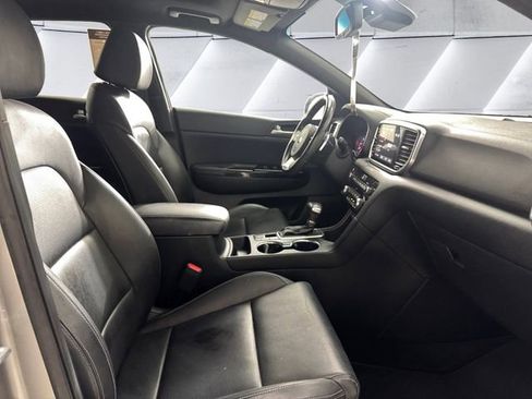 Used 2022 Kia Sportage Nightfall Edition w/ Nightfall Fwd Premium Package image 13