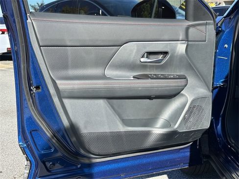 New 2026 Nissan Kicks SR w/ Interior Electronics Package image 11