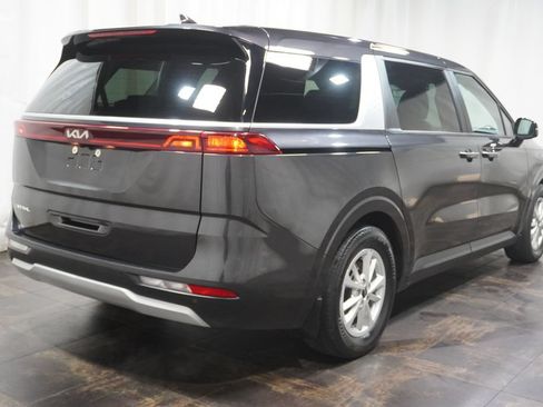 Used 2024 Kia Carnival LX FWD image 5