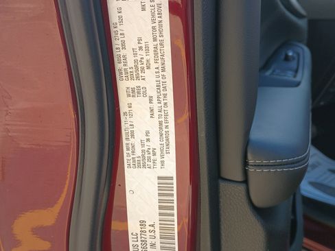 New 2025 Jeep Grand Cherokee Altitude image 14