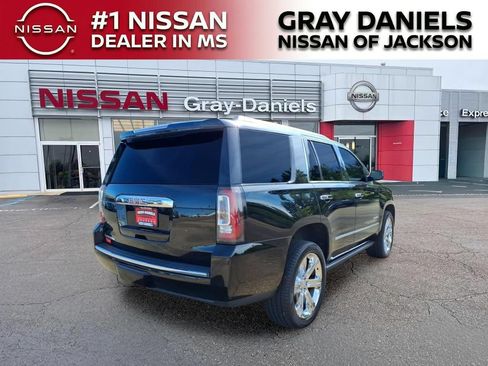 Used 2019 GMC Yukon Denali w/ Denali Ultimate Package RWD image 7