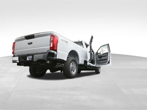 New 2026 Ford F350 XL w/ XL Chrome Package image 68