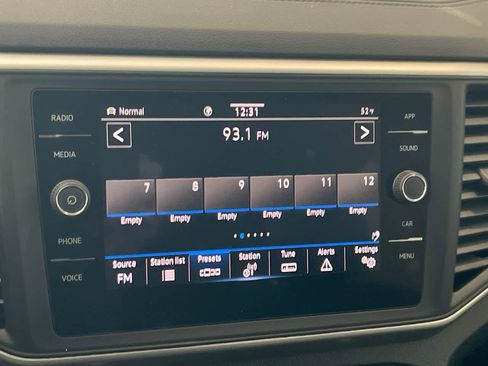 Used 2021 Volkswagen Atlas SE image 16