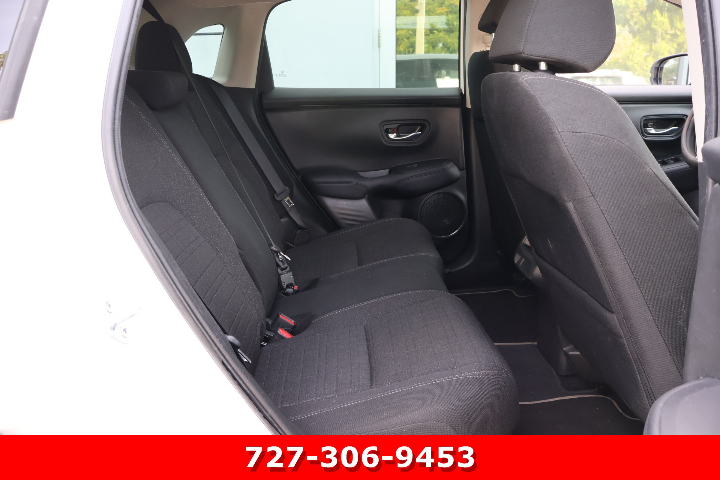 Used 2025 Honda HR-V LX image 18