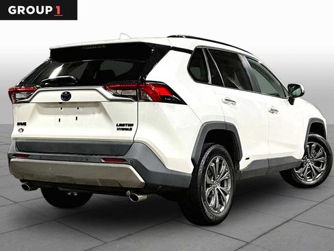 Used 2022 Toyota RAV4 Limited image 13