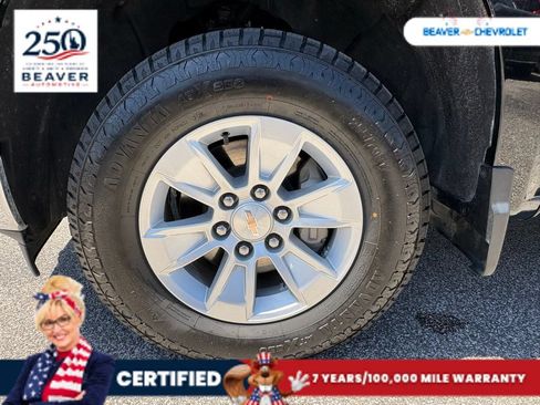 Used 2025 Chevrolet Silverado 1500 LT AWD/4WD image 10
