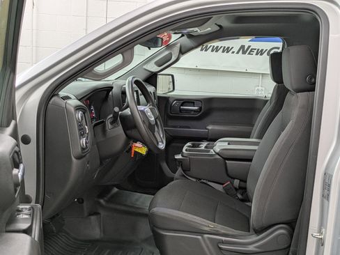 Used 2022 GMC Sierra 1500 Pro w/ Convenience Package image 4