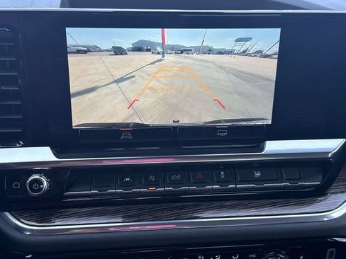Used 2024 GMC Sierra 1500 Elevation RWD image 15