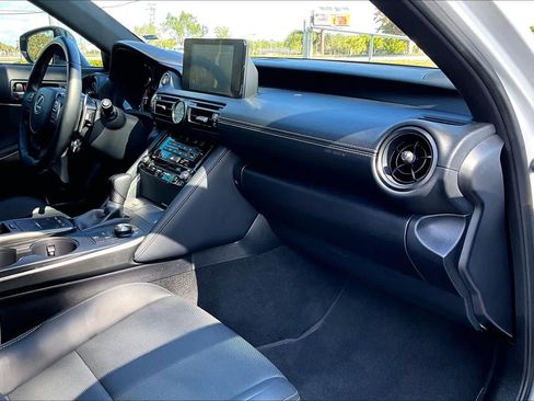 Used 2025 Lexus IS 300 w/ Premium Package RWD image 19