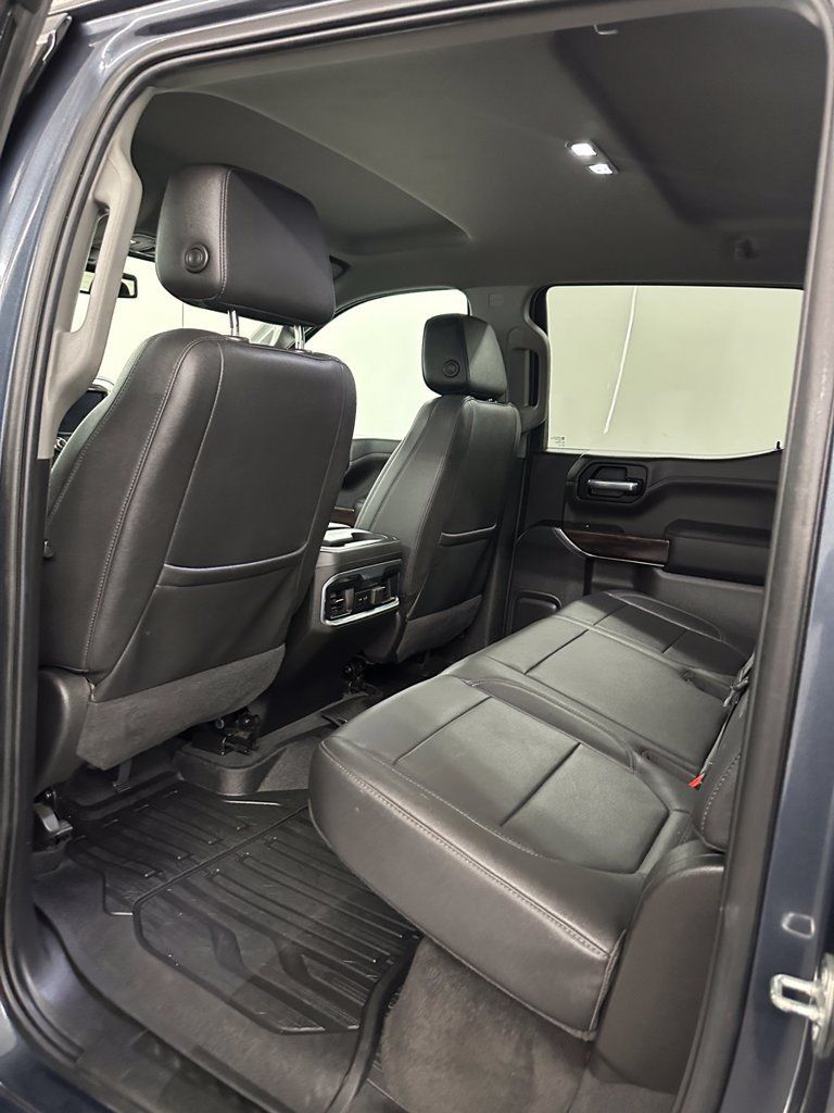 Used 2022 GMC Sierra 1500 SLT w/ SLT Premium Plus Package AWD/4WD image 26