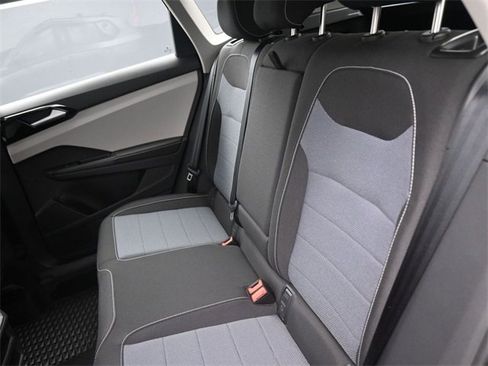 New 2025 Volkswagen Taos S image 10