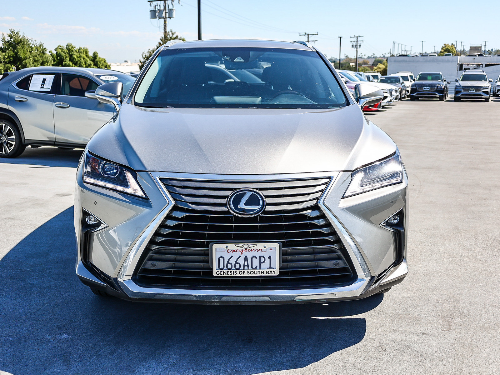Used 2019 Lexus RX 350 FWD w/ Navigation Package image 2