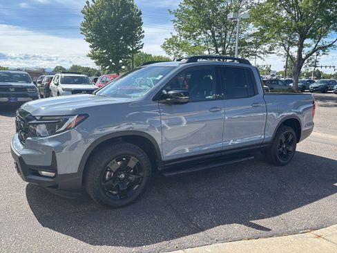 Certified 2024 Honda Ridgeline Black Edition image 1