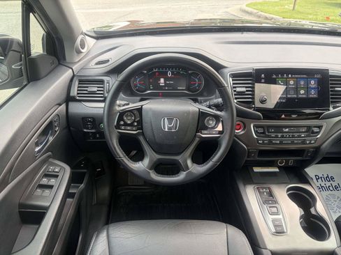 Used 2022 Honda Pilot Special Edition image 2