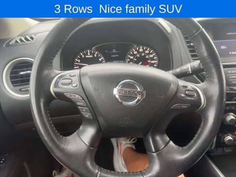 Used 2020 Nissan Pathfinder SV FWD image 28