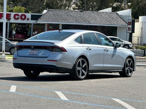 Used 2023 Honda Accord Sport image 5