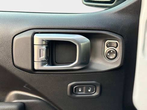 New 2026 Jeep Gladiator Sport image 20